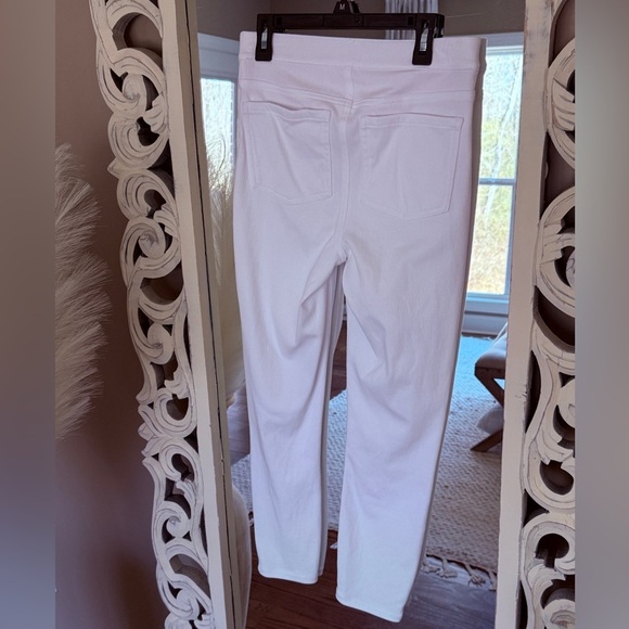 Women’s SPANX white jean-ish ankle leggings- Size Small Petite - Picture 6 of 10